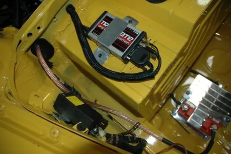 996 build — race electronics