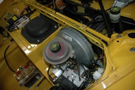 996 build — under the hood